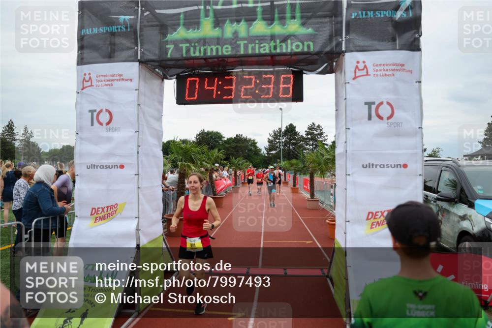 15.06.2025 - 7 Türme Triathlon Michael Strokosch http://msf.ph/oto/7997493 15.06.2025 14:32:38 Ziel 286, 402, 488, 495, 499, 517, 533, 871, 1035 meine-sportfotos.de