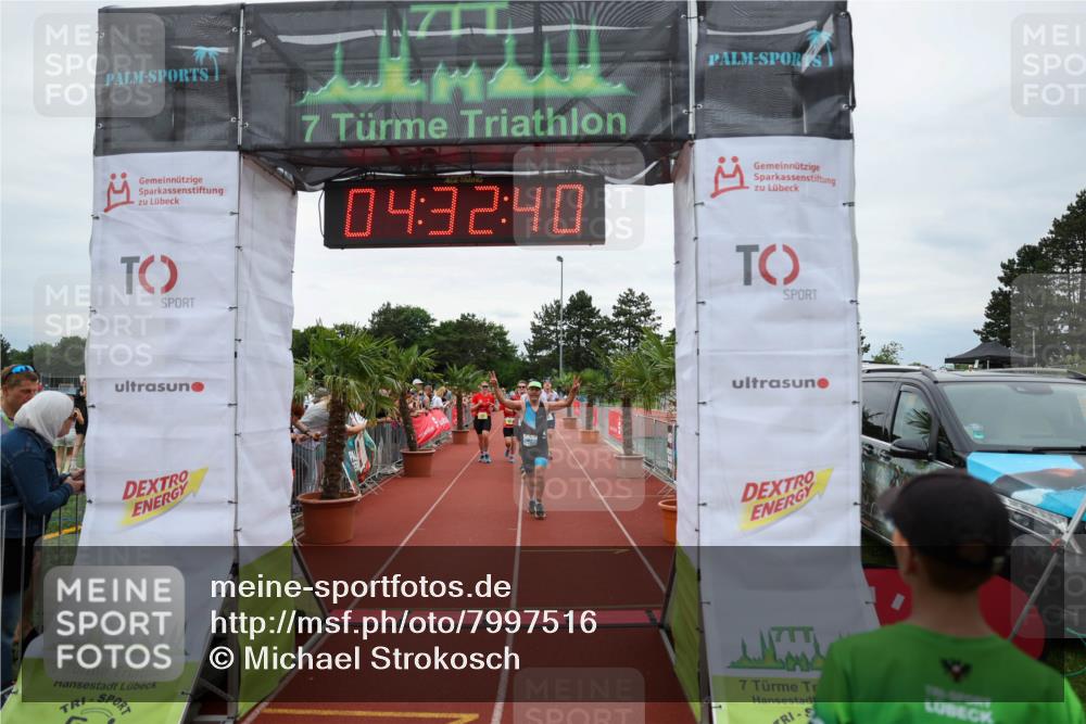15.06.2025 - 7 Türme Triathlon Michael Strokosch http://msf.ph/oto/7997516 15.06.2025 14:32:39 Ziel 286, 402, 488, 495, 499, 517, 533, 863, 871, 1035, 1112 meine-sportfotos.de