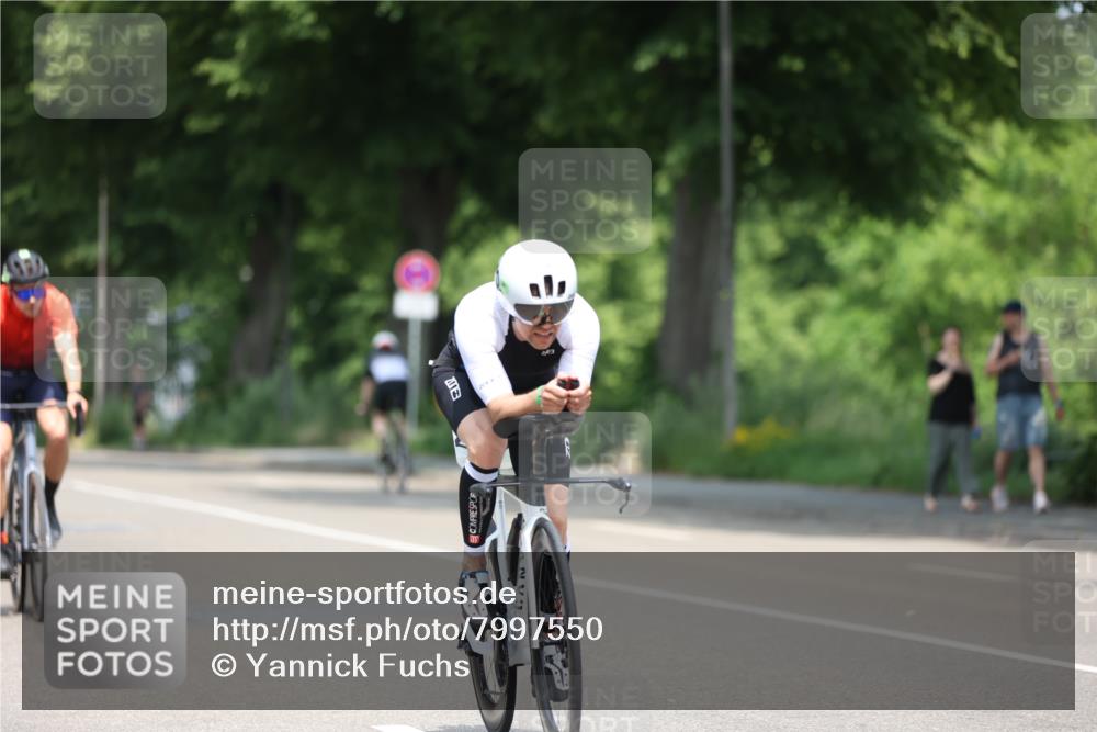 15.06.2025 - 7 Türme Triathlon Yannick Fuchs http://msf.ph/oto/7997550 15.06.2025 12:18:46 Radfahren 301, 302, 308, 341, 477, 566 meine-sportfotos.de