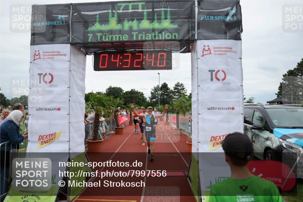 15.06.2025 - 7 Türme Triathlon Michael Strokosch http://msf.ph/oto/7997556 15.06.2025 14:32:40 Ziel 286, 402, 488, 495, 499, 517, 863, 871, 1035, 1112 meine-sportfotos.de