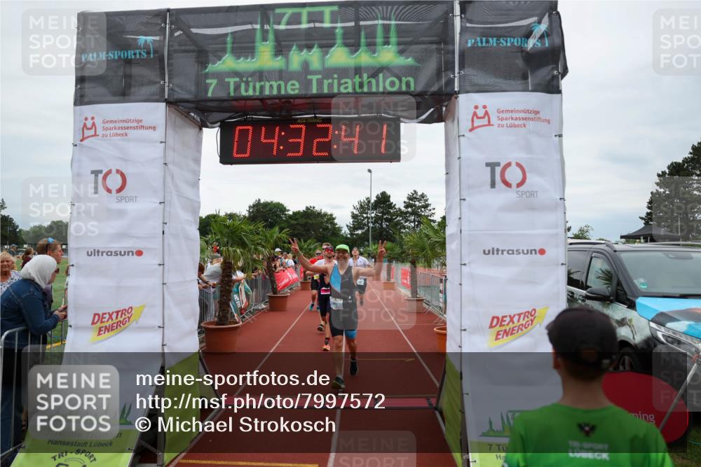 15.06.2025 - 7 Türme Triathlon Michael Strokosch http://msf.ph/oto/7997572 15.06.2025 14:32:41 Ziel 286, 402, 488, 499, 517, 863, 871, 1112 meine-sportfotos.de