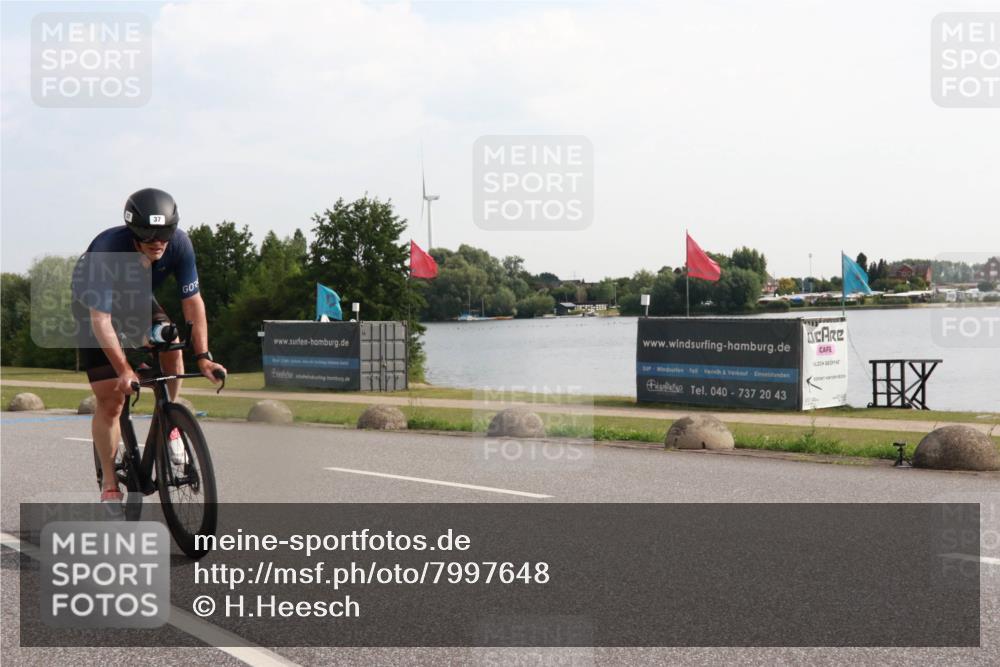 15.06.2025 - 27. Vierlanden-Triathlon H.Heesch http://msf.ph/oto/7997648 15.06.2025 09:39:21 Radfahren 37 meine-sportfotos.de