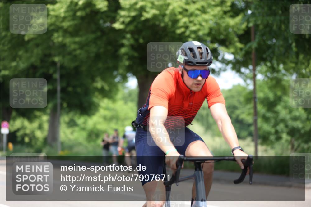 15.06.2025 - 7 Türme Triathlon Yannick Fuchs http://msf.ph/oto/7997671 15.06.2025 12:18:47 Radfahren 301, 302, 308, 341, 477, 566 meine-sportfotos.de