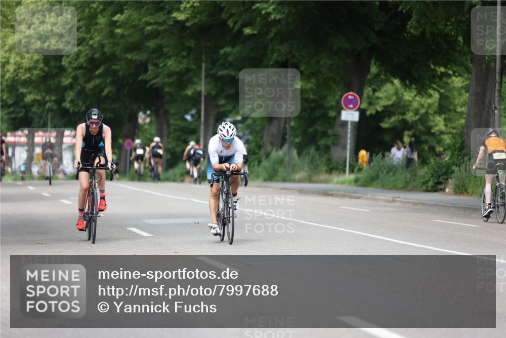 15.06.2025 - 7 Türme Triathlon Yannick Fuchs http://msf.ph/oto/7997688 15.06.2025 13:12:51 Radfahren 363, 630, 948 meine-sportfotos.de