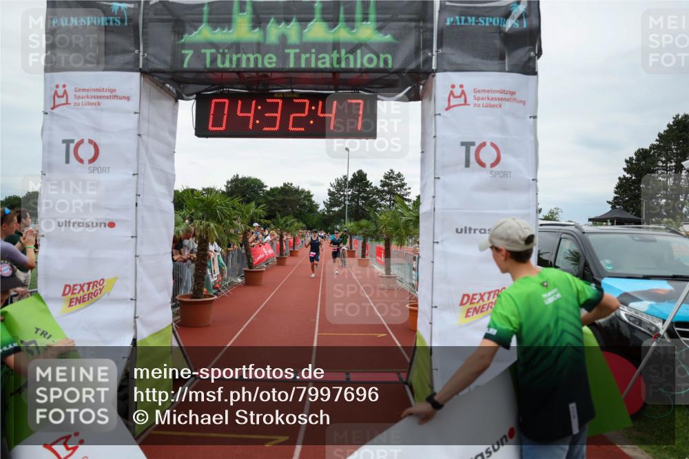 15.06.2025 - 7 Türme Triathlon Michael Strokosch http://msf.ph/oto/7997696 15.06.2025 14:32:47 Ziel 286, 292, 322, 402, 499, 517, 863, 1112 meine-sportfotos.de