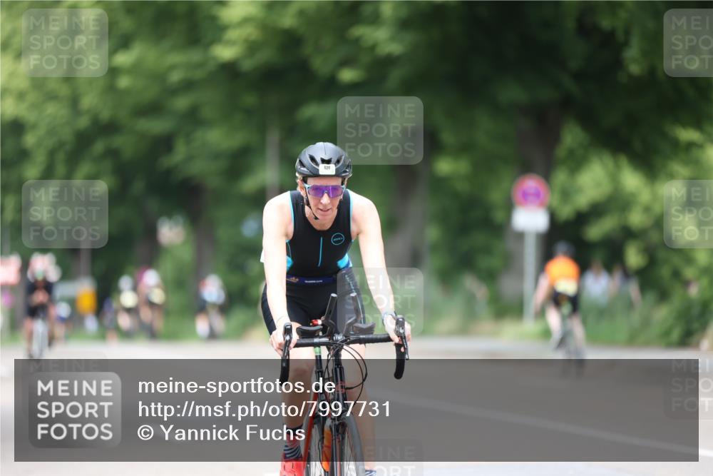 15.06.2025 - 7 Türme Triathlon Yannick Fuchs http://msf.ph/oto/7997731 15.06.2025 13:12:52 Radfahren 212, 363, 520, 630, 948 meine-sportfotos.de