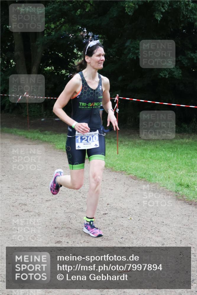 21.06.2025 - 27. Vierlanden-Triathlon Lena Gebhardt http://msf.ph/oto/7997894 15.06.2025 13:55:44 Laufen 202, 1200 meine-sportfotos.de