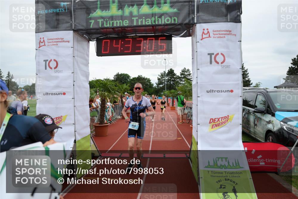 15.06.2025 - 7 Türme Triathlon Michael Strokosch http://msf.ph/oto/7998053 15.06.2025 14:33:04 Ziel 197, 527, 654, 909, 1086, 1094 meine-sportfotos.de