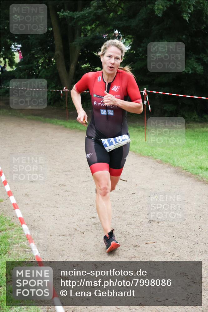 21.06.2025 - 27. Vierlanden-Triathlon Lena Gebhardt http://msf.ph/oto/7998086 15.06.2025 13:55:57 Laufen 1184, 255 meine-sportfotos.de