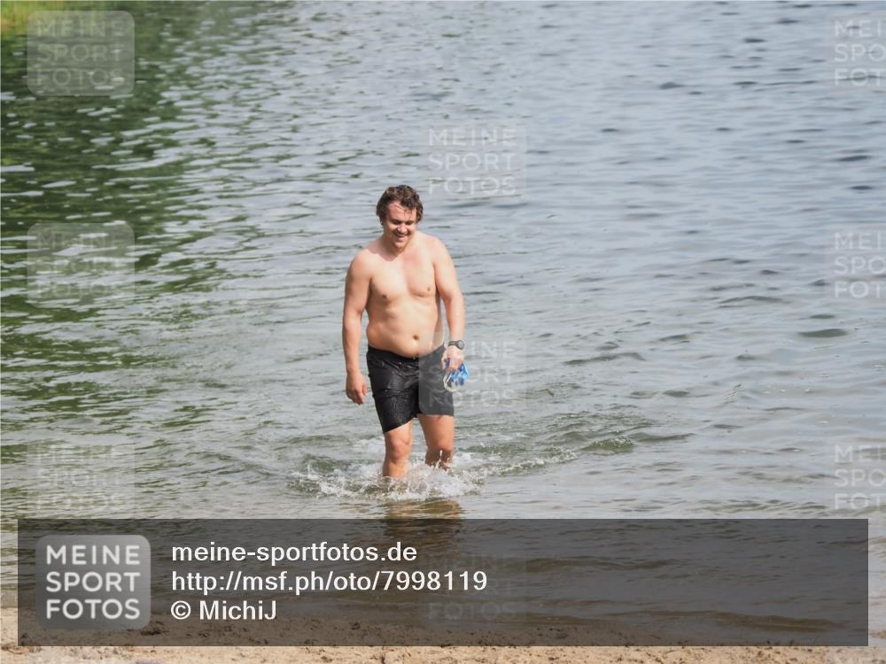21.06.2025 - 27. Vierlanden-Triathlon MichiJ http://msf.ph/oto/7998119 15.06.2026 10:00:05 Schwimmen  meine-sportfotos.de