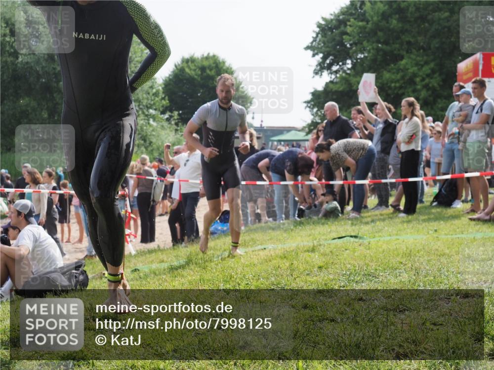 15.06.2025 - 27. Vierlanden-Triathlon KatJ http://msf.ph/oto/7998125 15.06.2025 09:56:04 Schwimmen 268, 280, 283, 285, 308, 310, 312, 322, 357 meine-sportfotos.de