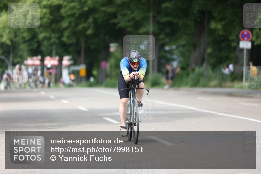 15.06.2025 - 7 Türme Triathlon Yannick Fuchs http://msf.ph/oto/7998151 15.06.2025 13:13:04 Radfahren 214, 233, 243, 414, 812 meine-sportfotos.de