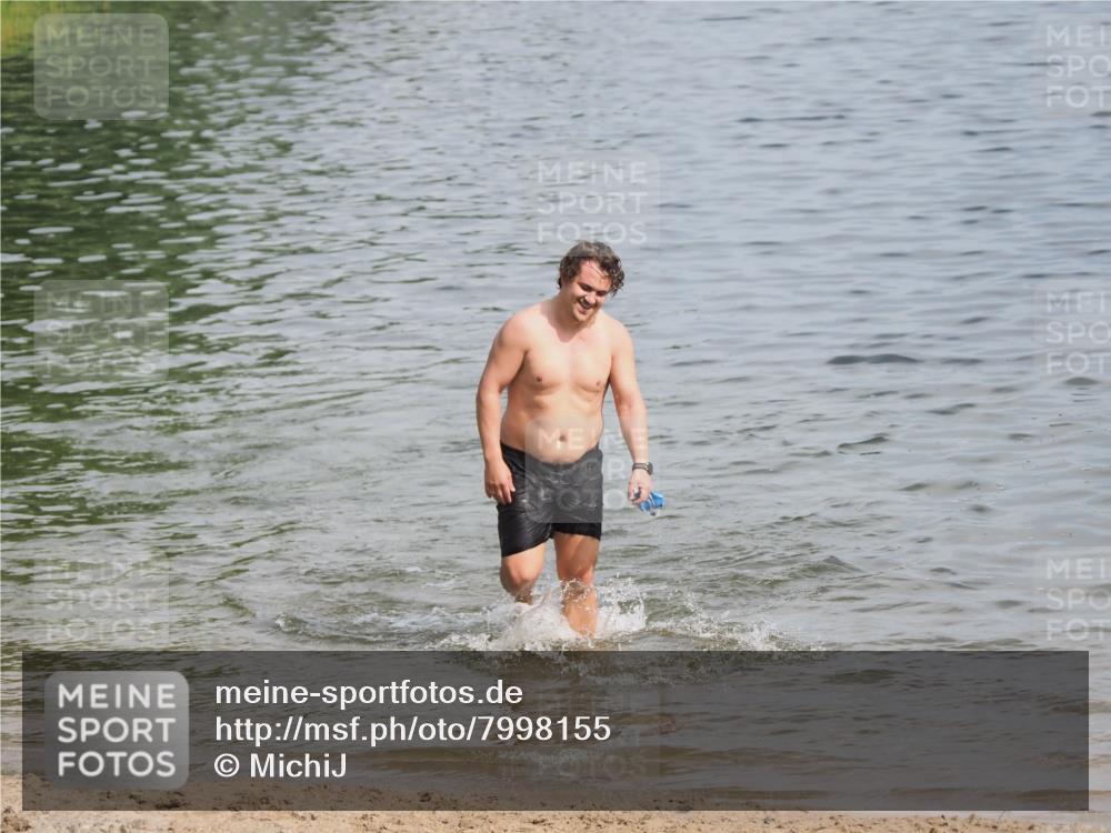 21.06.2025 - 27. Vierlanden-Triathlon MichiJ http://msf.ph/oto/7998155 15.06.2026 10:00:05 Schwimmen  meine-sportfotos.de