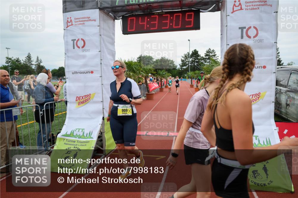 15.06.2025 - 7 Türme Triathlon Michael Strokosch http://msf.ph/oto/7998183 15.06.2025 14:33:09 Ziel 197, 527, 603, 654, 909, 1086, 1094 meine-sportfotos.de