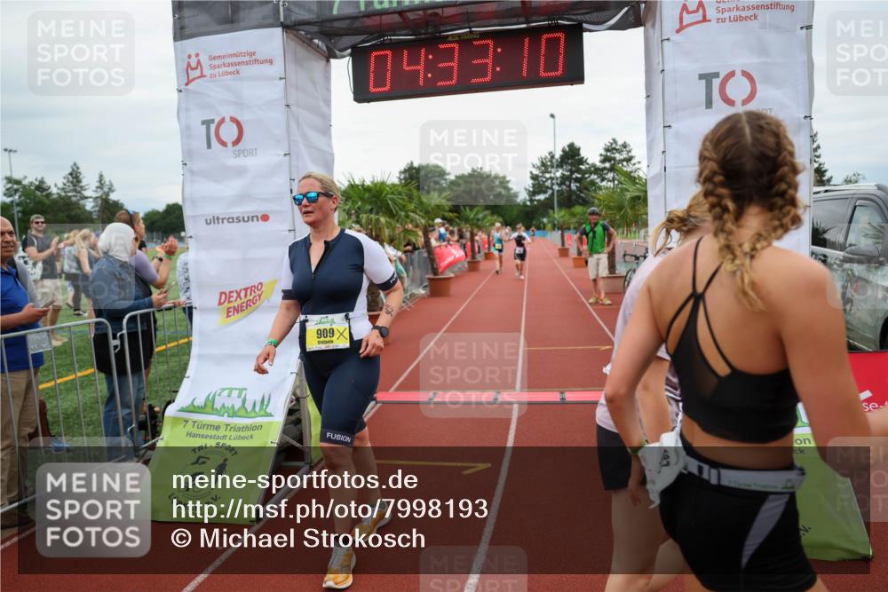 15.06.2025 - 7 Türme Triathlon Michael Strokosch http://msf.ph/oto/7998193 15.06.2025 14:33:09 Ziel 197, 527, 603, 654, 909, 1086, 1094 meine-sportfotos.de