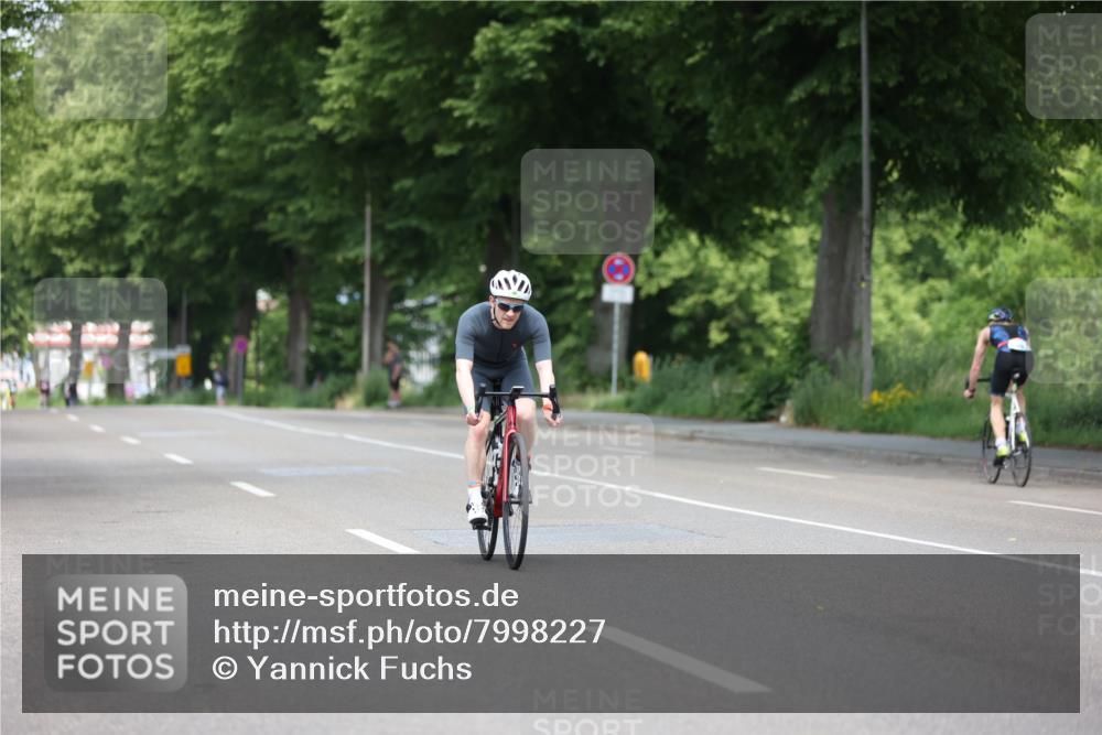 15.06.2025 - 7 Türme Triathlon Yannick Fuchs http://msf.ph/oto/7998227 15.06.2025 12:19:15 Radfahren 232, 241, 325, 655 meine-sportfotos.de