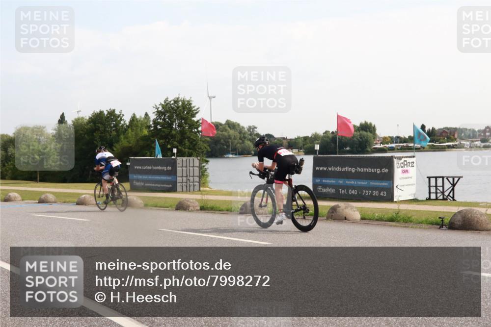 15.06.2025 - 27. Vierlanden-Triathlon H.Heesch http://msf.ph/oto/7998272 15.06.2025 09:47:48 Radfahren 50, 217, 227, 238 meine-sportfotos.de