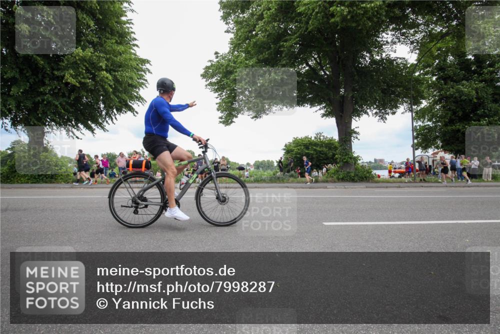 15.06.2025 - 7 Türme Triathlon Yannick Fuchs http://msf.ph/oto/7998287 15.06.2025 13:55:06 Radfahren 666, 831, 1040, 1140 meine-sportfotos.de