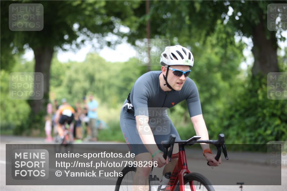 15.06.2025 - 7 Türme Triathlon Yannick Fuchs http://msf.ph/oto/7998296 15.06.2025 12:19:16 Radfahren 241, 325 meine-sportfotos.de