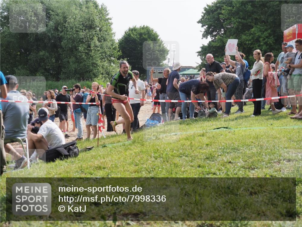 15.06.2025 - 27. Vierlanden-Triathlon KatJ http://msf.ph/oto/7998336 15.06.2025 09:56:07 Schwimmen 268, 277, 285, 308, 310, 312, 357 meine-sportfotos.de