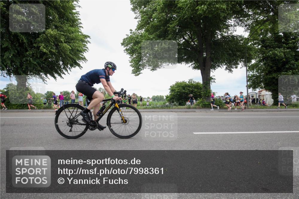 15.06.2025 - 7 Türme Triathlon Yannick Fuchs http://msf.ph/oto/7998361 15.06.2025 13:55:53 Radfahren 937, 1118 meine-sportfotos.de