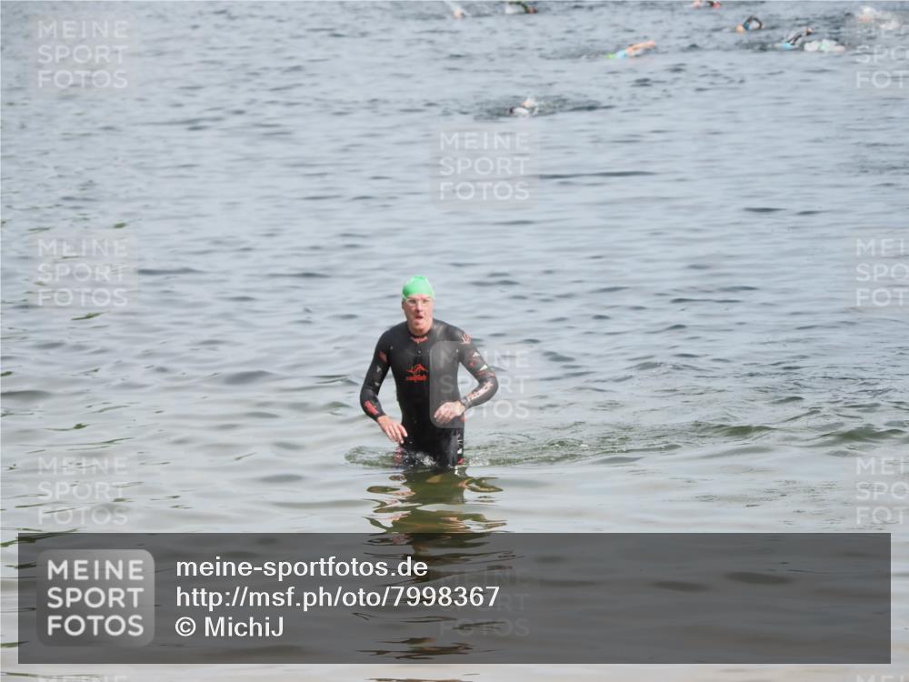 21.06.2025 - 27. Vierlanden-Triathlon MichiJ http://msf.ph/oto/7998367 15.06.2026 10:02:31 Schwimmen  meine-sportfotos.de