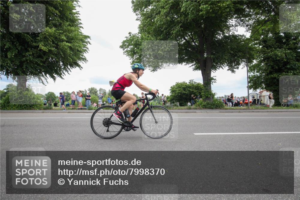 15.06.2025 - 7 Türme Triathlon Yannick Fuchs http://msf.ph/oto/7998370 15.06.2025 13:56:05 Radfahren 871, 932 meine-sportfotos.de