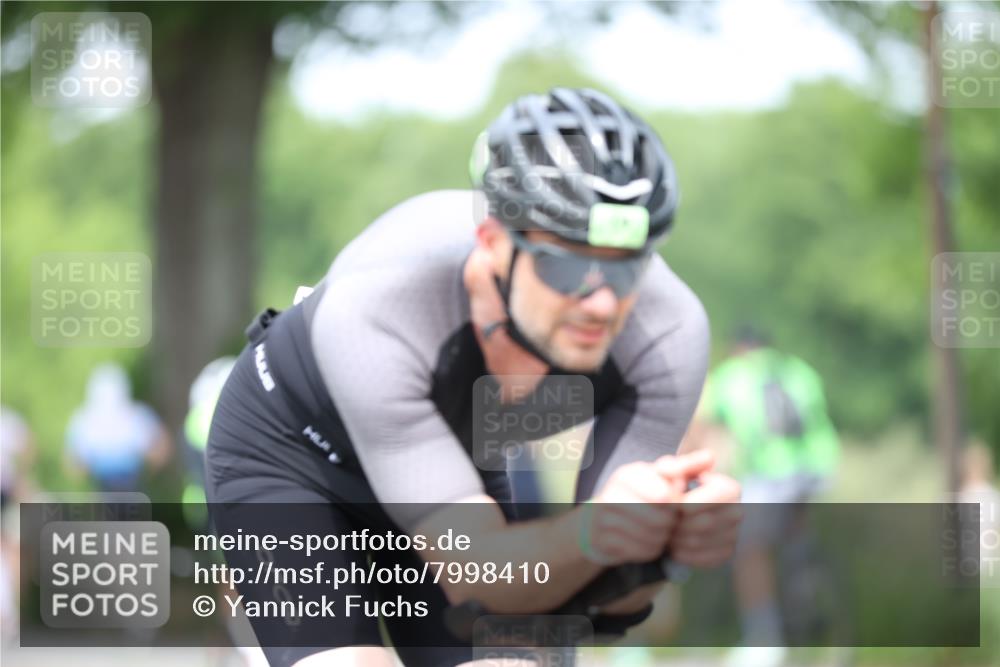 15.06.2025 - 7 Türme Triathlon Yannick Fuchs http://msf.ph/oto/7998410 15.06.2025 13:13:12 Radfahren 233, 243, 276, 370, 414, 496, 517, 711, 1041 meine-sportfotos.de
