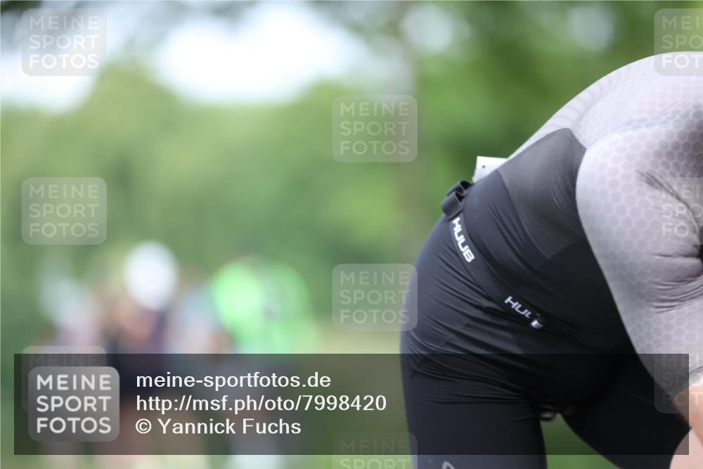 15.06.2025 - 7 Türme Triathlon Yannick Fuchs http://msf.ph/oto/7998420 15.06.2025 13:13:12 Radfahren 233, 243, 276, 370, 414, 496, 517, 711, 1041 meine-sportfotos.de