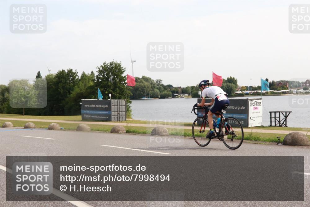 15.06.2025 - 27. Vierlanden-Triathlon H.Heesch http://msf.ph/oto/7998494 15.06.2025 09:50:46 Radfahren 208 meine-sportfotos.de
