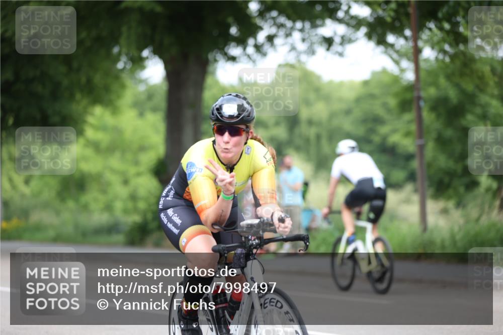 15.06.2025 - 7 Türme Triathlon Yannick Fuchs http://msf.ph/oto/7998497 15.06.2025 12:19:43 Radfahren 265 meine-sportfotos.de