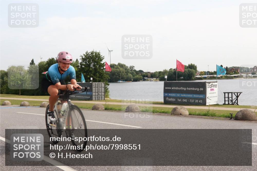 15.06.2025 - 27. Vierlanden-Triathlon H.Heesch http://msf.ph/oto/7998551 15.06.2025 09:51:23 Radfahren 204 meine-sportfotos.de