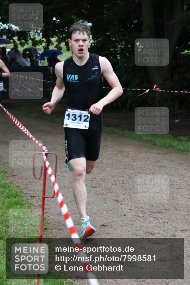 21.06.2025 - 27. Vierlanden-Triathlon Lena Gebhardt http://msf.ph/oto/7998581 15.06.2025 13:57:02 Laufen 2025, 1312 meine-sportfotos.de