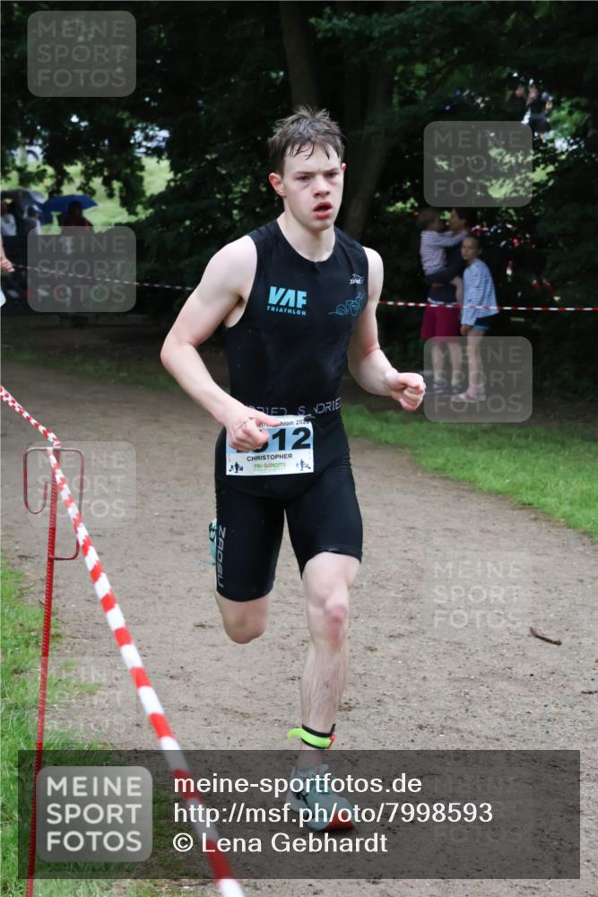 21.06.2025 - 27. Vierlanden-Triathlon Lena Gebhardt http://msf.ph/oto/7998593 15.06.2025 13:57:03 Laufen 2025, 12, 14 meine-sportfotos.de