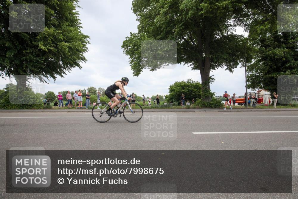 15.06.2025 - 7 Türme Triathlon Yannick Fuchs http://msf.ph/oto/7998675 15.06.2025 14:00:20 Radfahren 405 meine-sportfotos.de