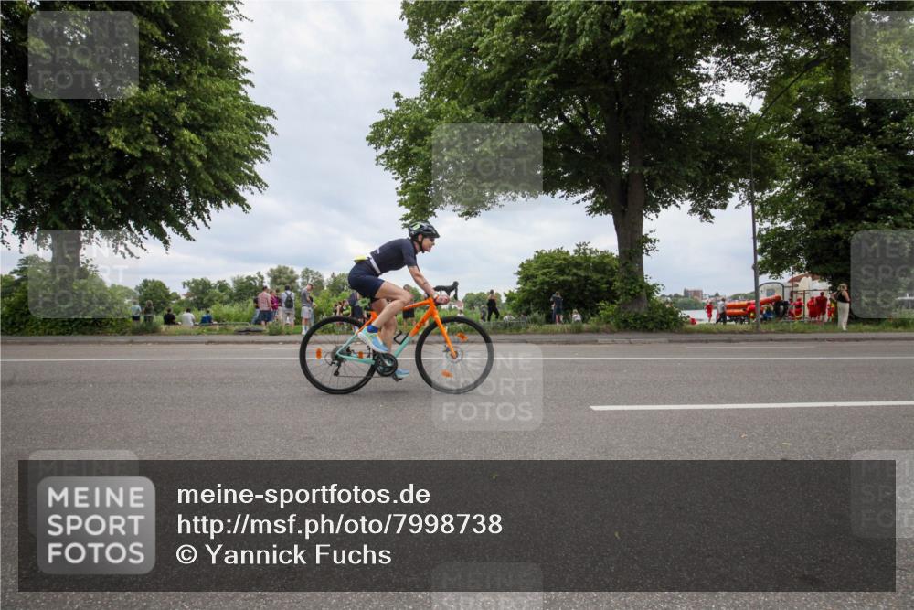 15.06.2025 - 7 Türme Triathlon Yannick Fuchs http://msf.ph/oto/7998738 15.06.2025 14:02:25 Radfahren 803 meine-sportfotos.de