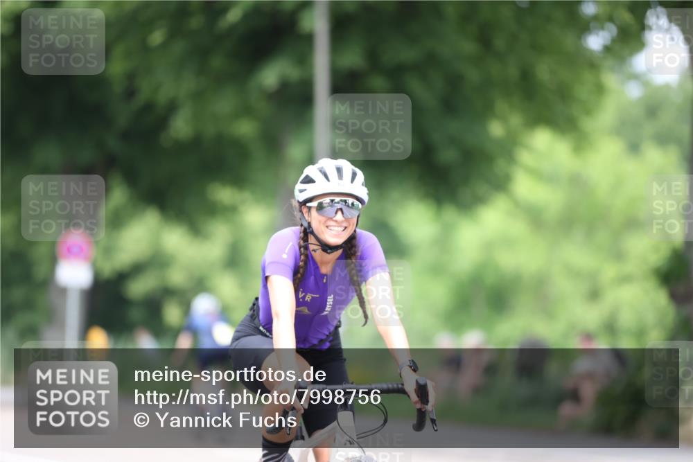 15.06.2025 - 7 Türme Triathlon Yannick Fuchs http://msf.ph/oto/7998756 15.06.2025 13:13:38 Radfahren 1147 meine-sportfotos.de