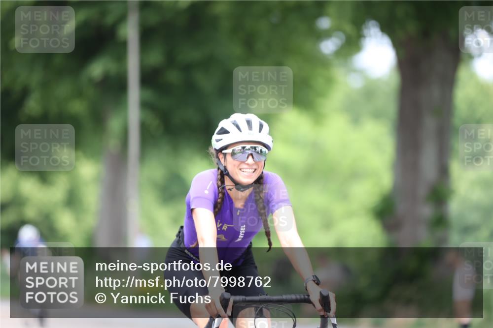 15.06.2025 - 7 Türme Triathlon Yannick Fuchs http://msf.ph/oto/7998762 15.06.2025 13:13:38 Radfahren 1147 meine-sportfotos.de