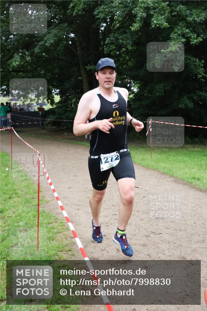 21.06.2025 - 27. Vierlanden-Triathlon Lena Gebhardt http://msf.ph/oto/7998830 15.06.2025 13:57:50 Laufen 2025, 1272, 114 meine-sportfotos.de