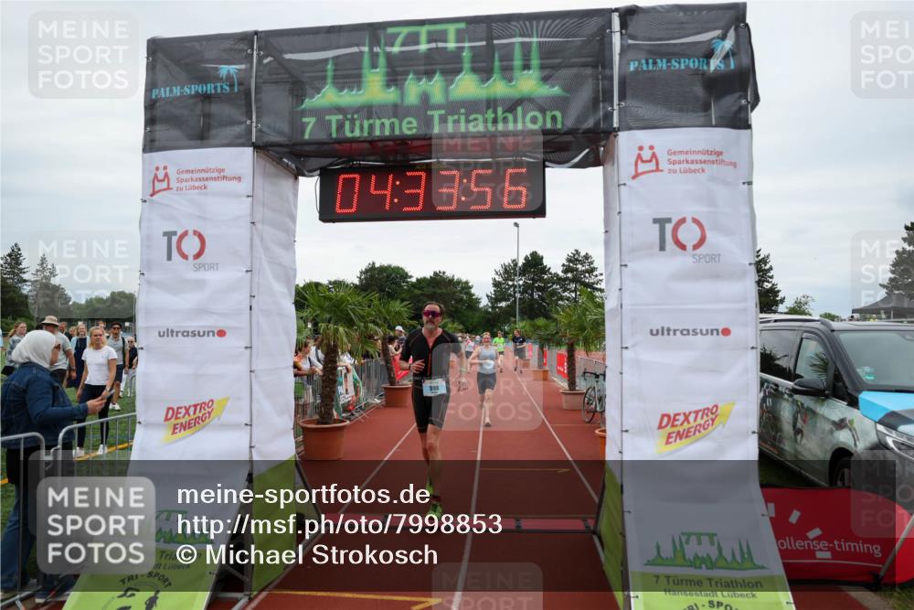 15.06.2025 - 7 Türme Triathlon Michael Strokosch http://msf.ph/oto/7998853 15.06.2025 14:33:56 Ziel 379, 598, 668, 728 meine-sportfotos.de
