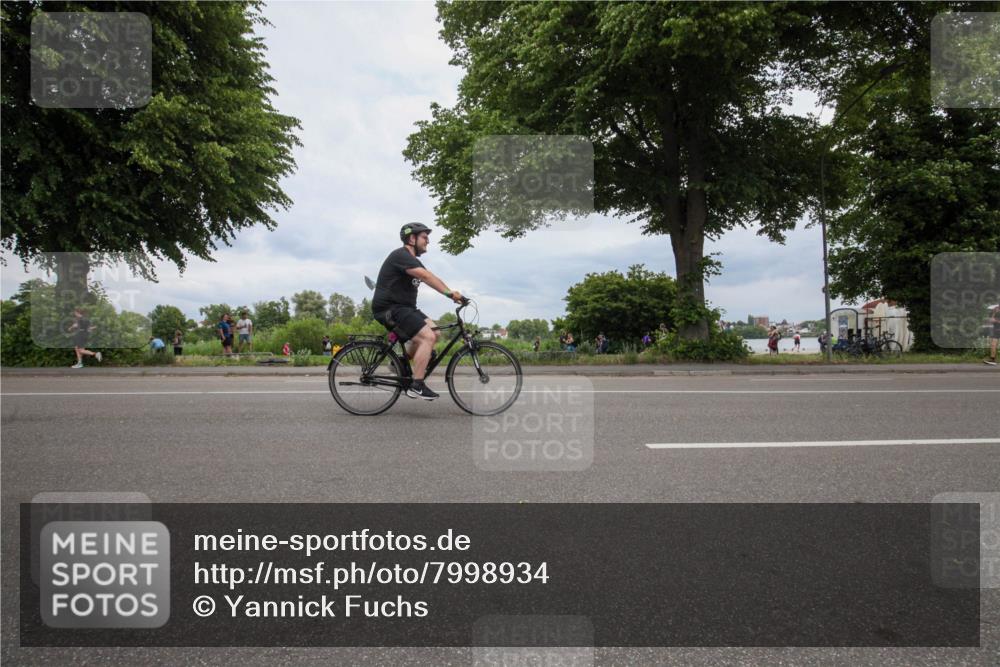 15.06.2025 - 7 Türme Triathlon Yannick Fuchs http://msf.ph/oto/7998934 15.06.2025 14:16:31 Radfahren 636 meine-sportfotos.de