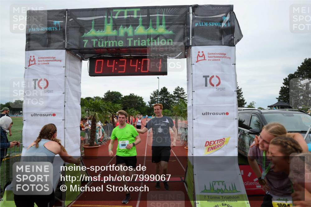 15.06.2025 - 7 Türme Triathlon Michael Strokosch http://msf.ph/oto/7999067 15.06.2025 14:34:01 Ziel 379, 598, 668 meine-sportfotos.de