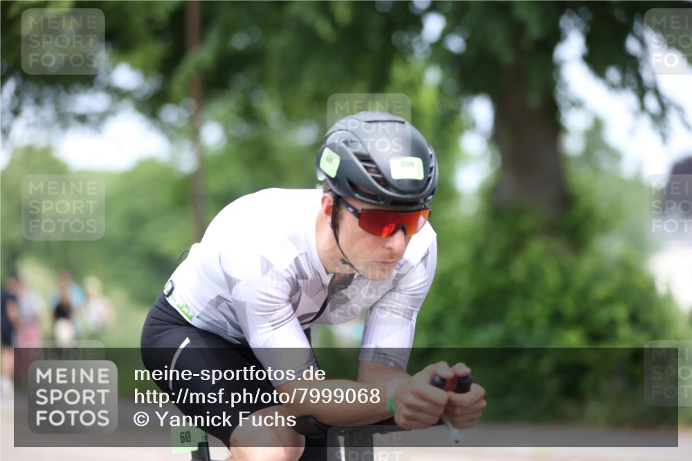 15.06.2025 - 7 Türme Triathlon Yannick Fuchs http://msf.ph/oto/7999068 15.06.2025 13:13:59 Radfahren 263, 439, 922, 1151, 1184 meine-sportfotos.de