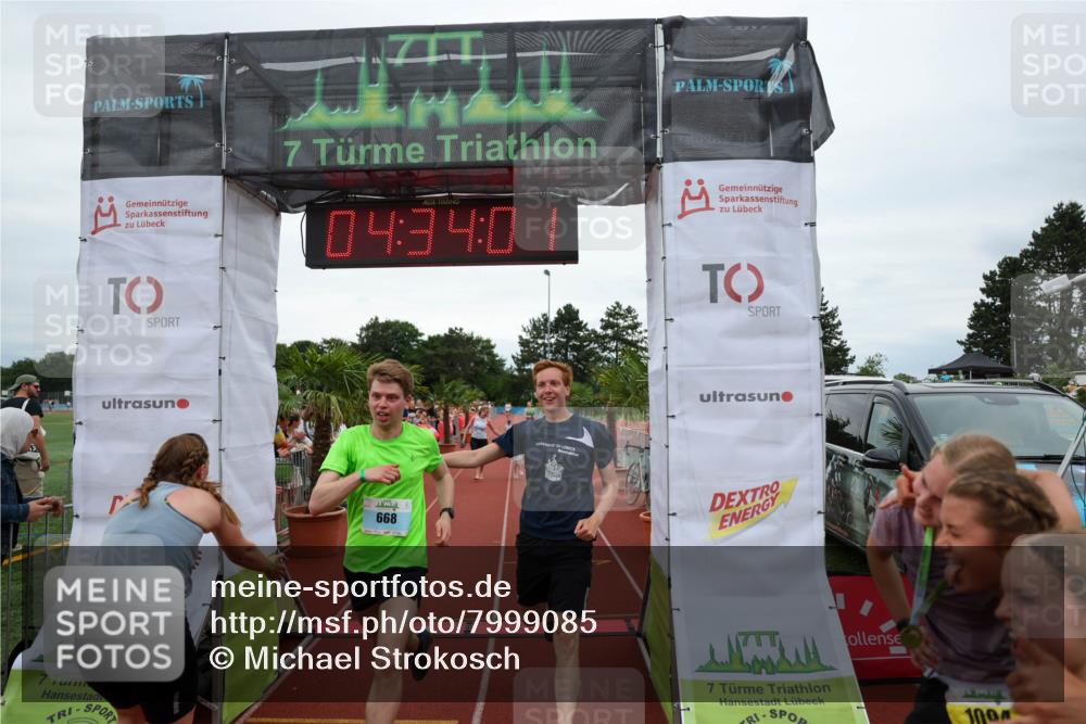 15.06.2025 - 7 Türme Triathlon Michael Strokosch http://msf.ph/oto/7999085 15.06.2025 14:34:01 Ziel 379, 598, 668 meine-sportfotos.de