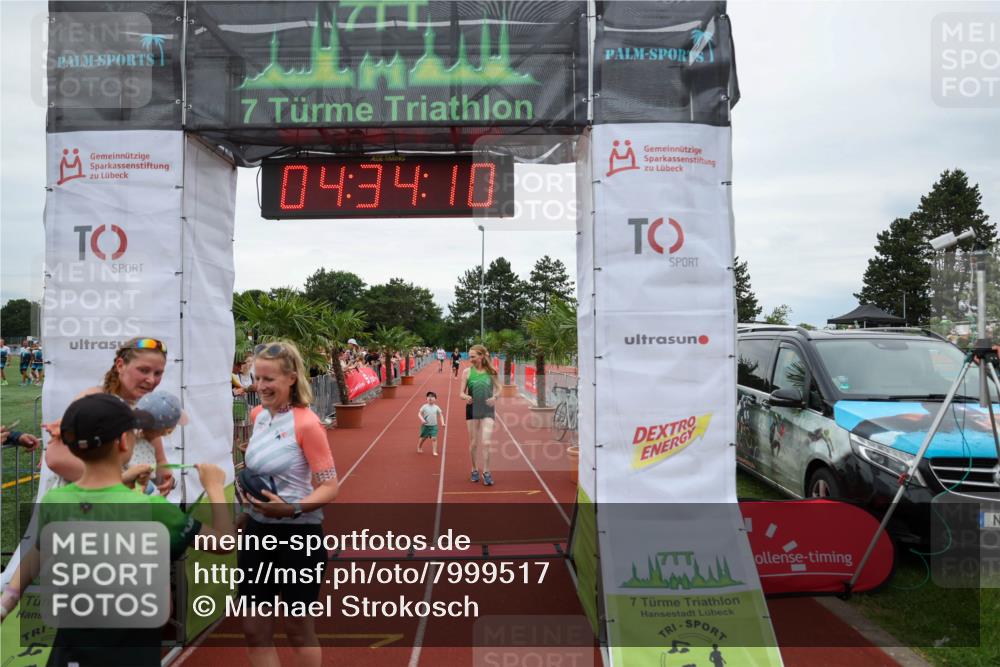 15.06.2025 - 7 Türme Triathlon Michael Strokosch http://msf.ph/oto/7999517 15.06.2025 14:34:10 Ziel  meine-sportfotos.de