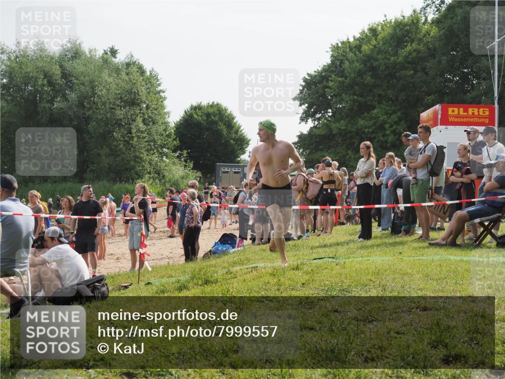 15.06.2025 - 27. Vierlanden-Triathlon KatJ http://msf.ph/oto/7999557 15.06.2025 09:56:48 Schwimmen 254, 258, 275, 276, 281, 286, 301, 320, 341 meine-sportfotos.de