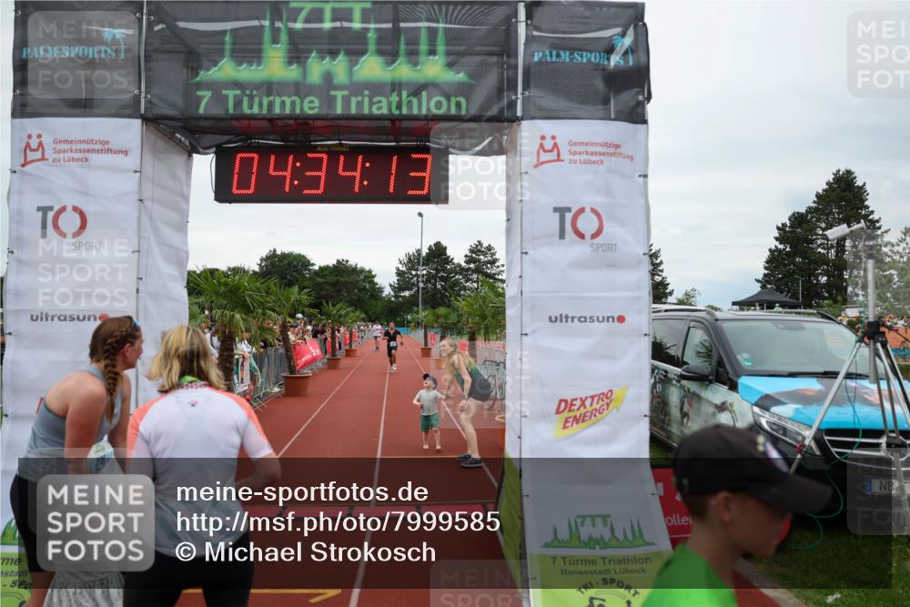 15.06.2025 - 7 Türme Triathlon Michael Strokosch http://msf.ph/oto/7999585 15.06.2025 14:34:13 Ziel 516 meine-sportfotos.de