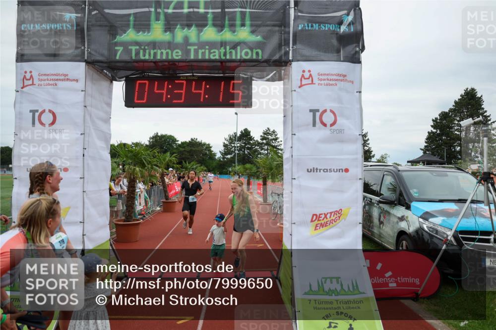 15.06.2025 - 7 Türme Triathlon Michael Strokosch http://msf.ph/oto/7999650 15.06.2025 14:34:15 Ziel 516 meine-sportfotos.de