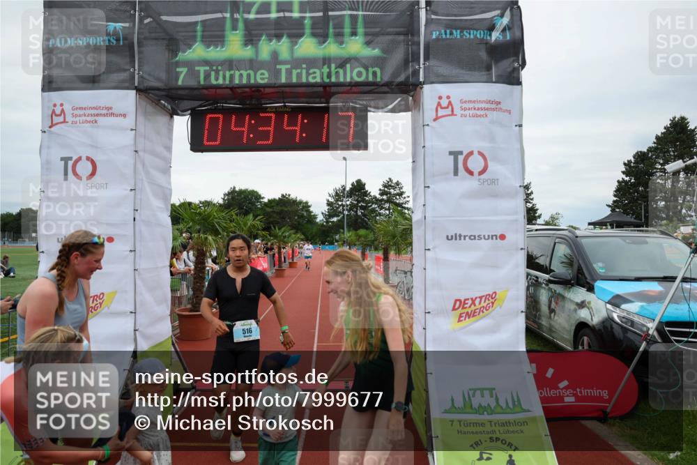 15.06.2025 - 7 Türme Triathlon Michael Strokosch http://msf.ph/oto/7999677 15.06.2025 14:34:17 Ziel 516 meine-sportfotos.de