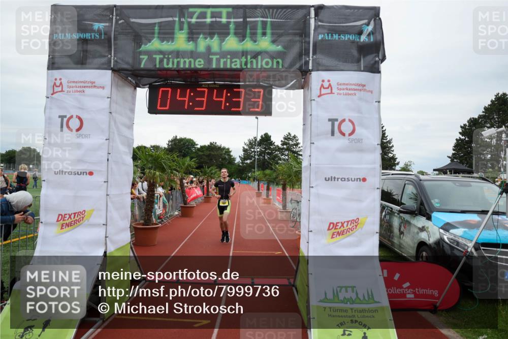 15.06.2025 - 7 Türme Triathlon Michael Strokosch http://msf.ph/oto/7999736 15.06.2025 14:34:33 Ziel 1008, 1158 meine-sportfotos.de